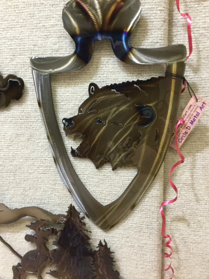 Bear,Bruin,wildlife,arrowhead,native,art